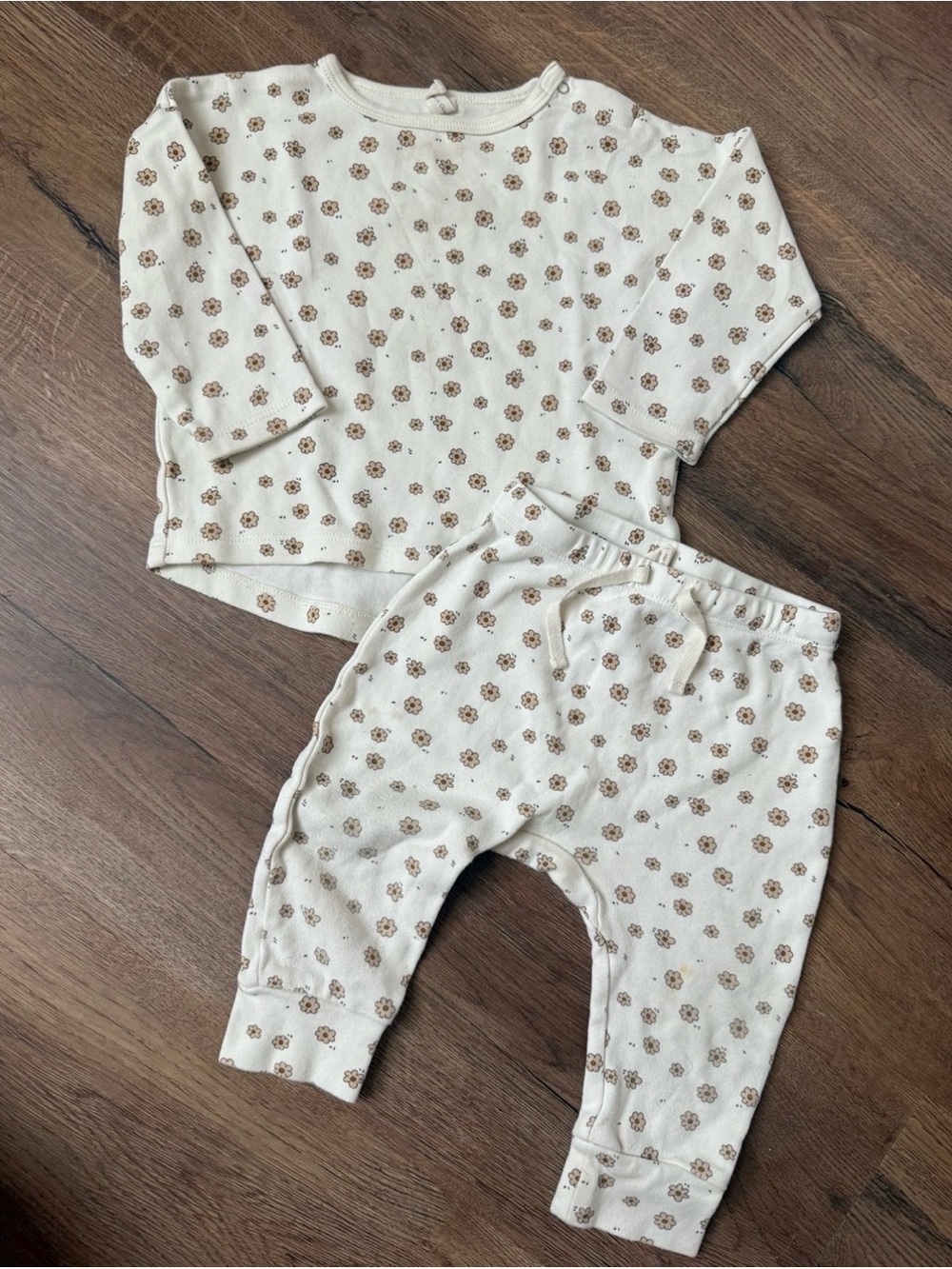 Quincy Mae set